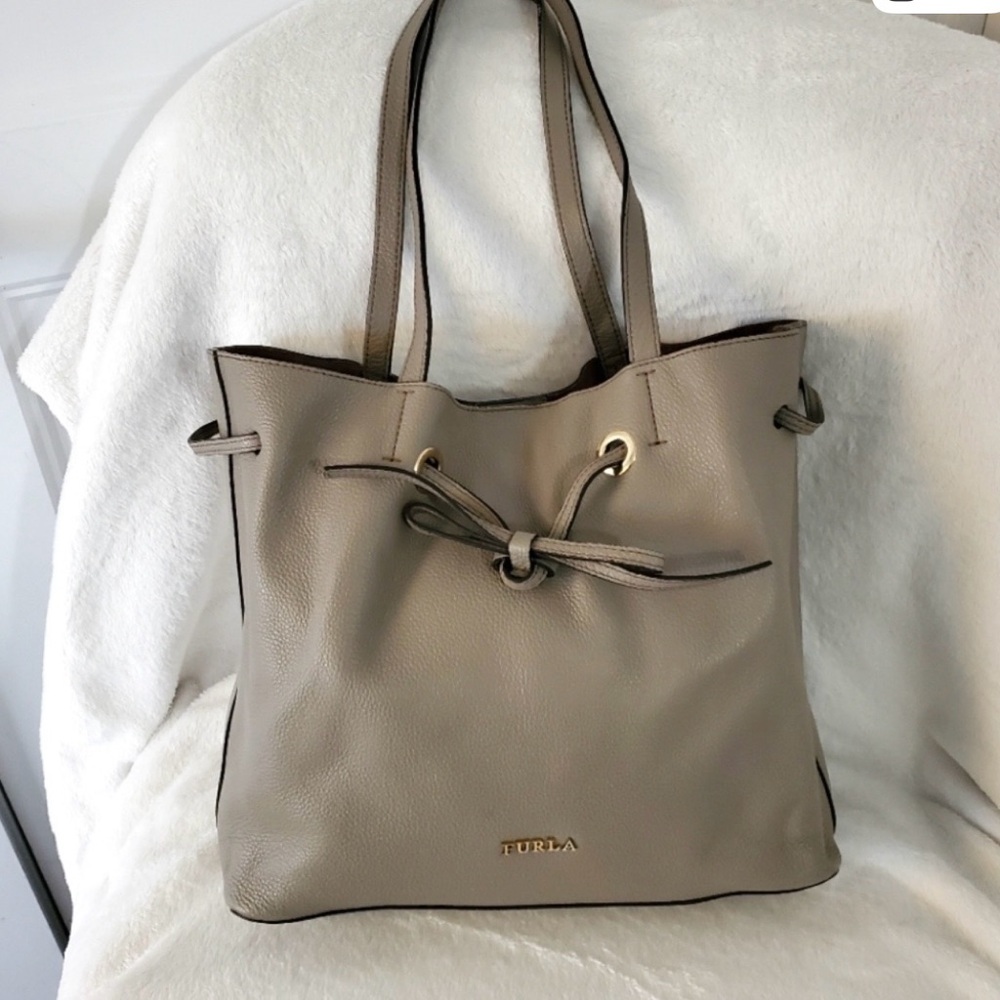 Furla Beige Leather Tote Bag